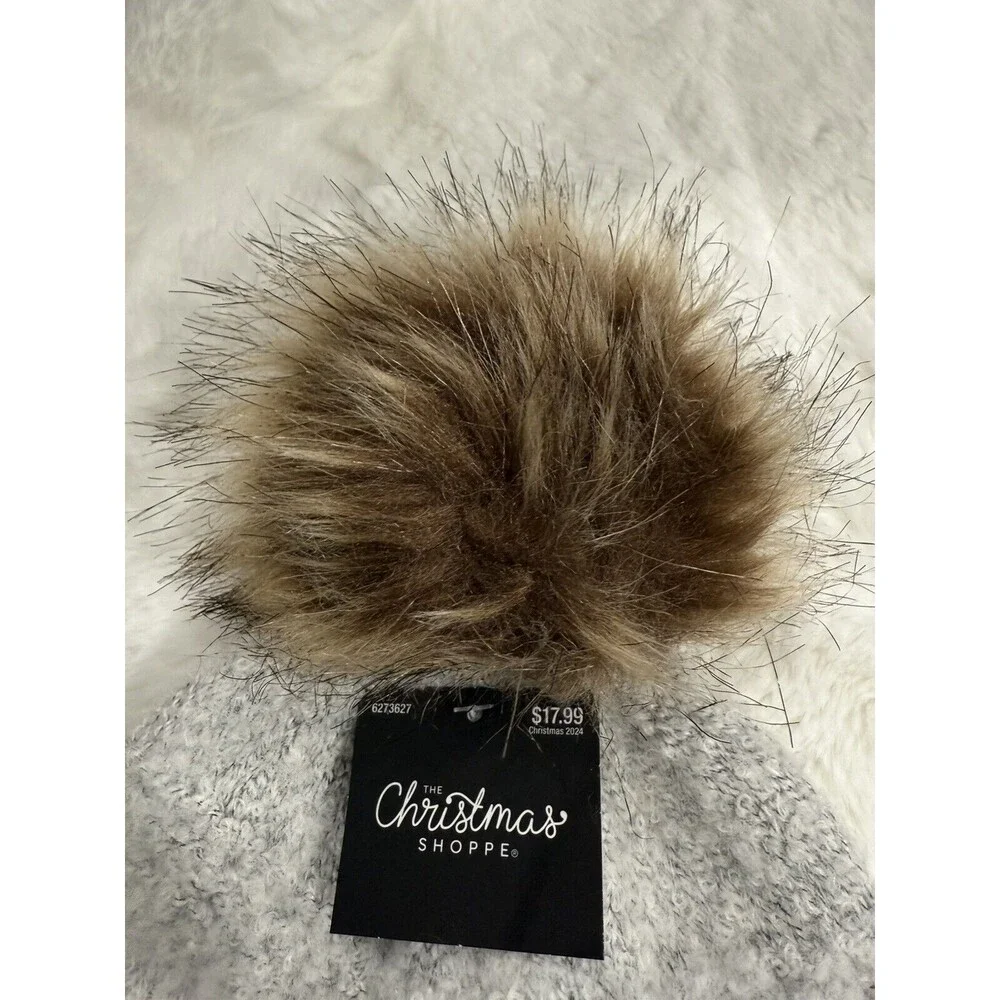 David and Young Gray  Beanie Hat - Picture 5 of 7